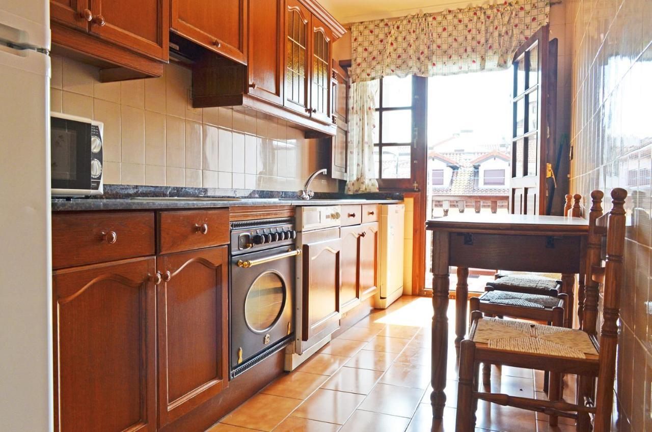 Apartamento El Corro: Con Parking En Pleno Centro De Комильяс Экстерьер фото